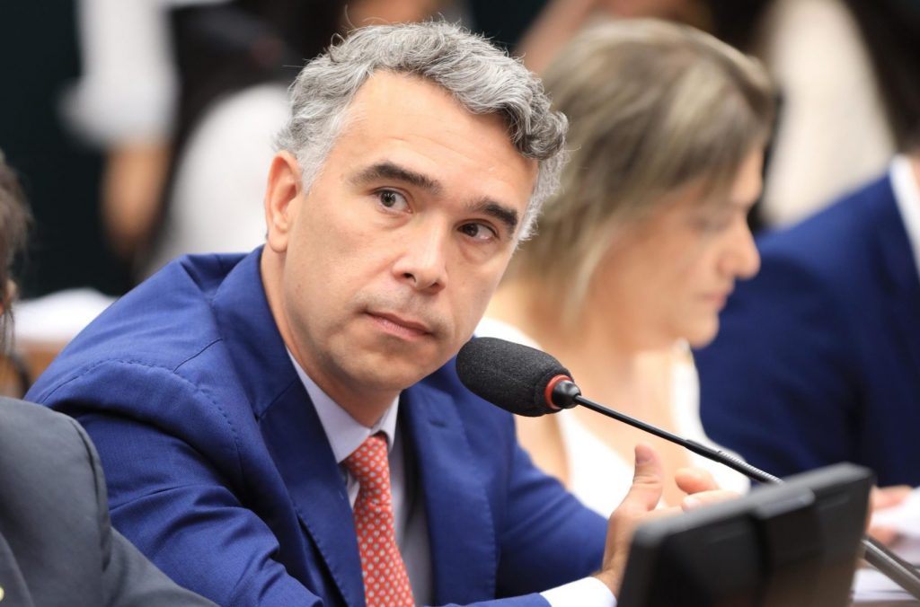Rafael Brito entra com mandado de segurança contra a PEC da Blindagem