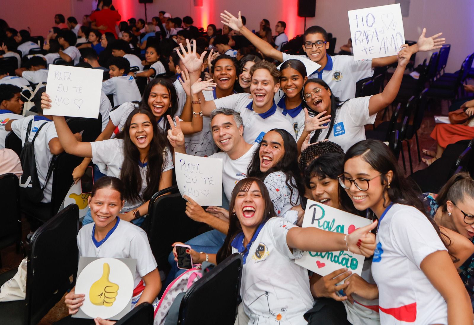 Programa idealizado por Rafael Brito contribui para queda histórica de 43% na evasão escolar